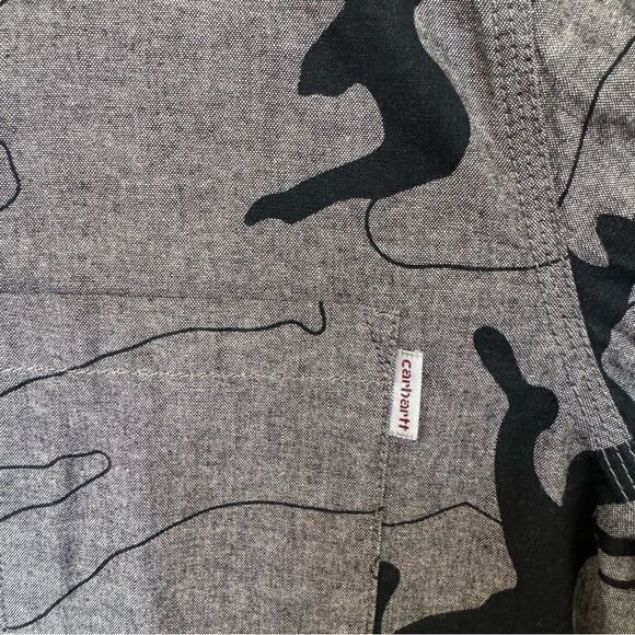 Carhartt camo button down shirt, NWOT, M - Picture 3 of 12